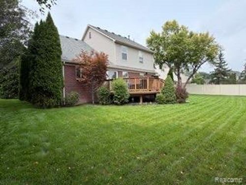 28351 Aspen Boulevard, Flat Rock, MI, 48134 | Card Image