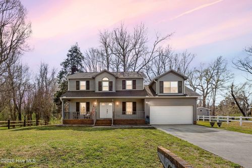 808 Gadwell Loop, Jacksonville, NC, 28540-9630 | Card Image