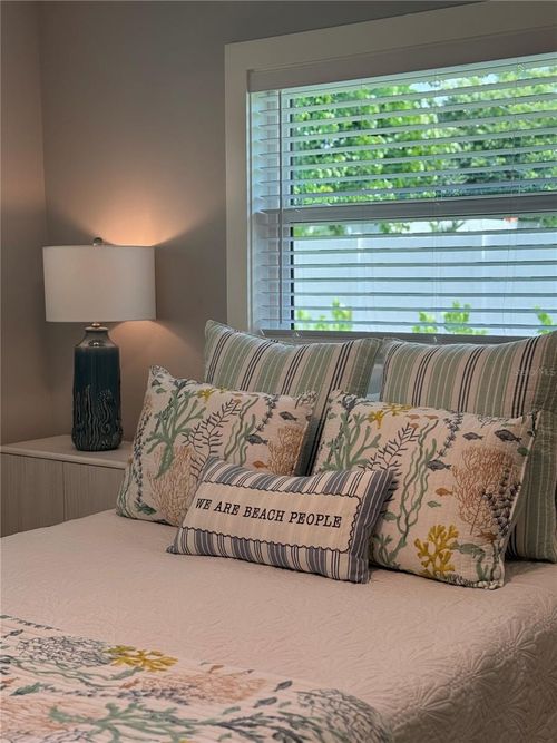 1625 Idle Ln, SARASOTA, FL, 34231-3713 | Card Image