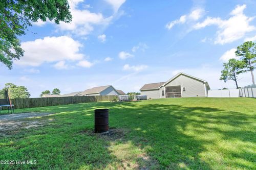 106 Rolling Knoll Ct, Dudley, NC, 28333-7203 | Card Image