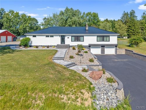 9702 Caughdenoy Rd, Brewerton, NY, 13029-8708 | Card Image