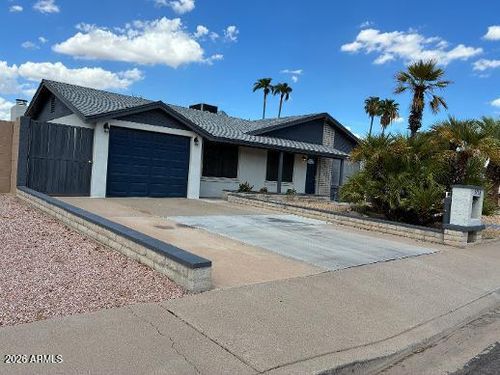 3756 E Acoma Dr, Phoenix, AZ, 85032-5250 | Card Image