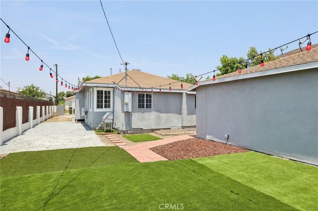 2422 E 116 Th Pl, House other with 3 bedrooms, 1 bathrooms and 2 parking in Los Angeles CA | Image 18