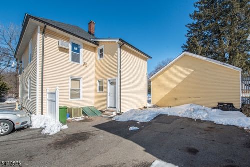 19 Main Rd, Montville, NJ, 07045-7513 | Card Image