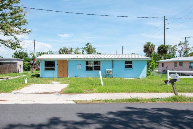 1999 Placida Rd, Home with 5 bedrooms, 3 bathrooms and null parking in Englewood FL | Image 7
