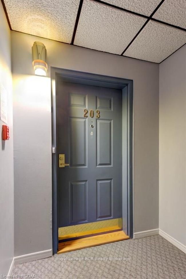 203 - 497 Birmingham St W, Condo with 2 bedrooms, 1 bathrooms and 1 parking in Mount Forest ON | Image 4