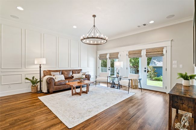 Flooded with natural light! | Image 16