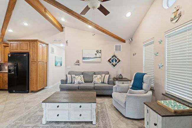 712 E Clam Circle, House other with 2 bedrooms, 2 bathrooms and null parking in Port Isabel TX | Image 8