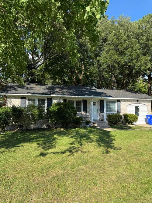 4228 Oakridge Dr, North Charleston, SC, 29418-5828 | Card Image