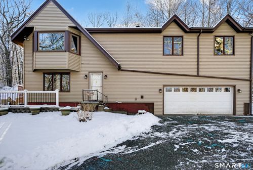 12 Stonybrook Rd, Gales Ferry, CT, 06335-1043 | Card Image