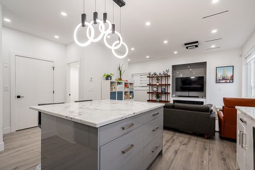 2-4675 Canada Way, Burnaby, BC, V5G1K9 | Card Image