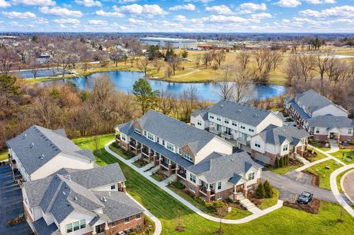 40 Woodmoor Ct, Lombard, IL, 60148-4585 | Card Image