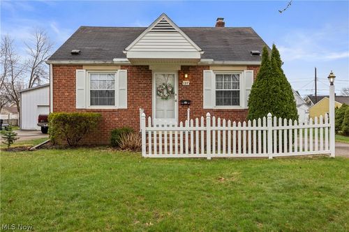 137 Lafayette St, Elyria, OH, 44035-3922 | Card Image