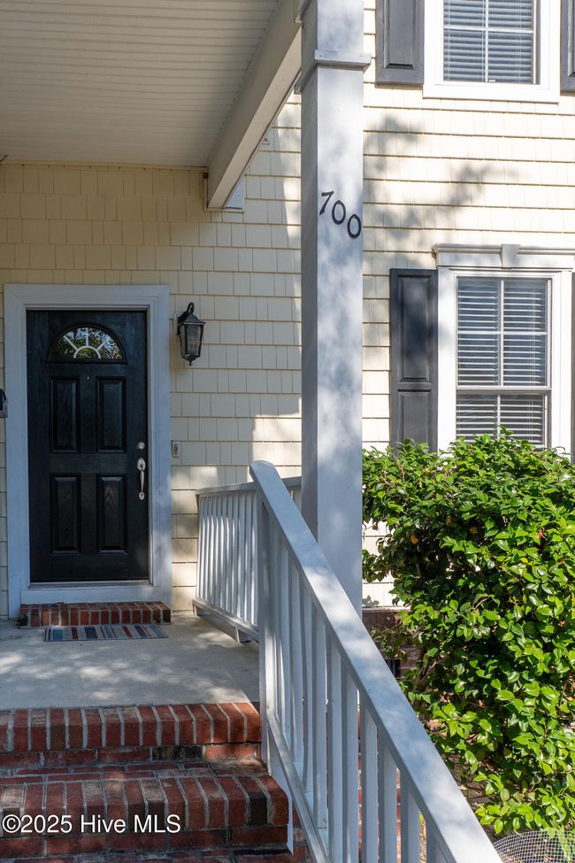 700 3 Rd St, House other with 3 bedrooms, 3 bathrooms and 1 parking in Wilmington NC | Image 7