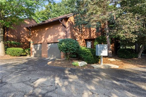 f-30017 Center Ridge Rd, Westlake, OH, 44145-5161 | Card Image
