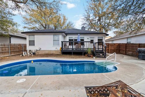 106 Shadow Wood Trl, Cedar Creek, TX, 78612-3098 | Card Image