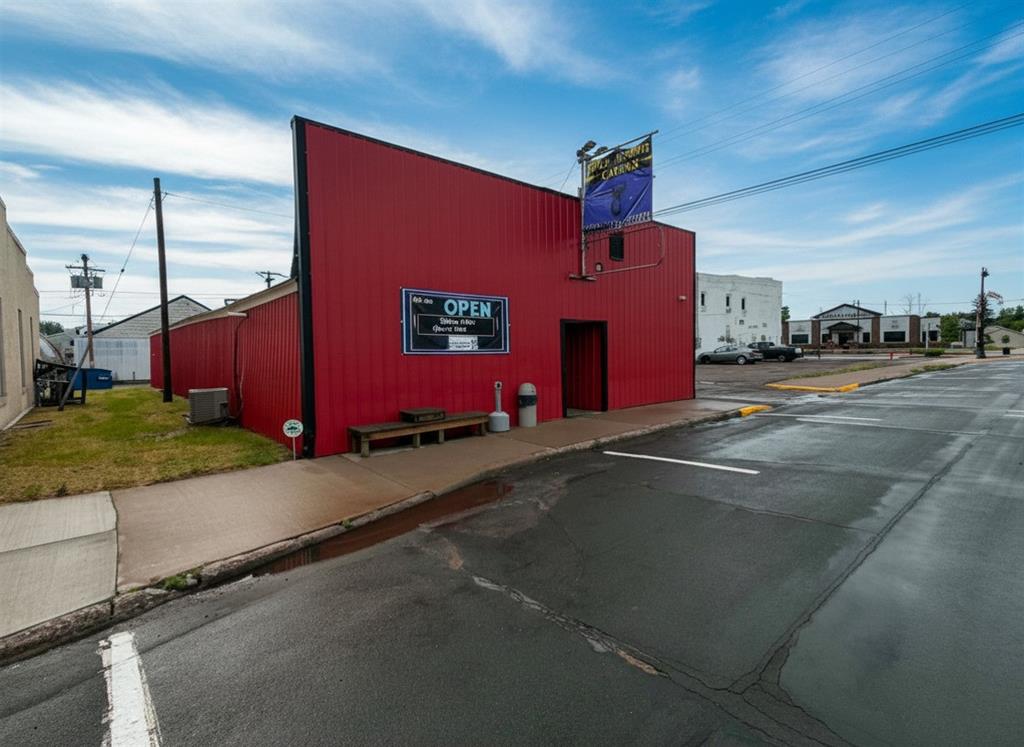 48 S 5 St, Barron, WI