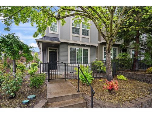 2318 Nw Roseburg Ter, Beaverton, OR, 97006-8129 | Card Image