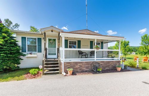 70 Horse Meadow Rd, North Haverhill, NH, 03774-4923 | Card Image