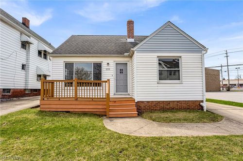 10518 Langton Ave, Garfield Heights, OH, 44125-2241 | Card Image