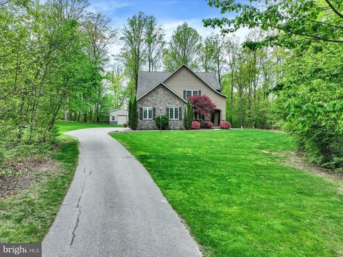 558 Rocky Rd, RED LION, PA, 17356-8876 | Card Image