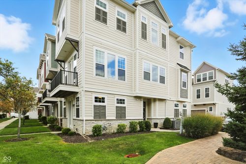 13311 Susser Way, Fishers, IN, 46037-5915 | Card Image