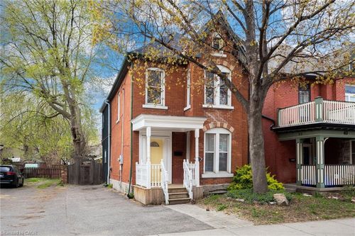 42 Erie Ave, Hamilton, ON, L8N2W6 | Card Image