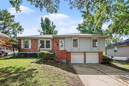 11047 Spring Valley Rd, Kansas City, MO, 64134-3418 | Card Image