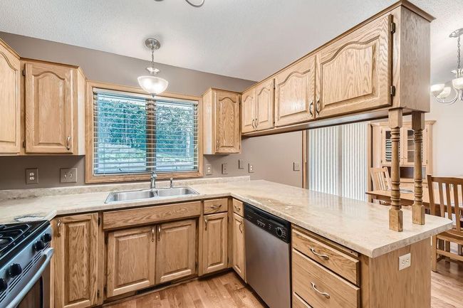 Kitchen | Image 12
