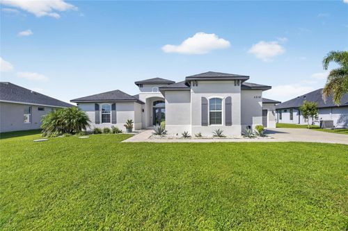 5218 Lake Venice Dr, WIMAUMA, FL, 33598-4408 | Card Image