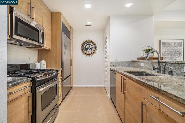 APT-148 - 1655 N California Blvd, Condo with 1 bedrooms, 2 bathrooms and 2 parking in Walnut Creek CA | Image 10