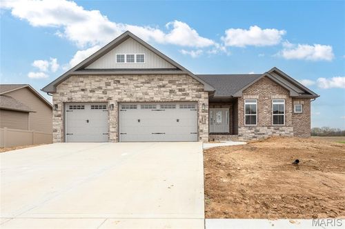 620 Glendale Dr, Troy, IL, 62294-1701 | Card Image