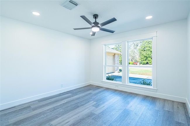 8006 17 Th Green Dr, House other with 3 bedrooms, 2 bathrooms and 2 parking in Humble TX | Image 19