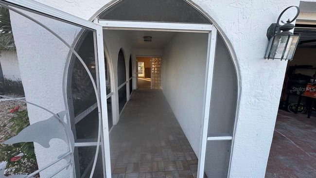 entering | Image 4