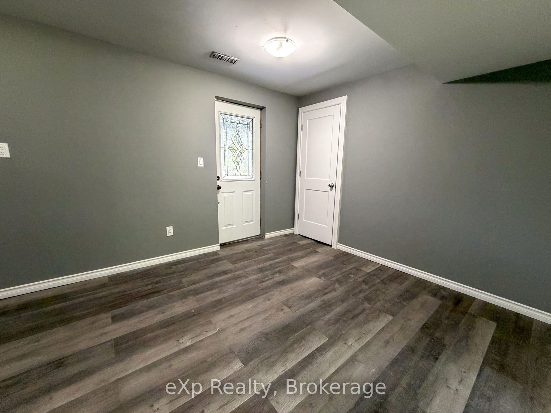 Residential Lease in Trent Hills 3
