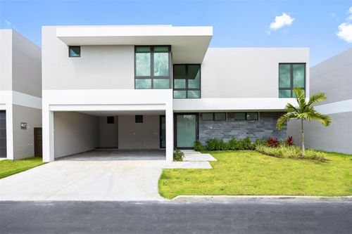 RIVIERA PARKVIEW 135 Salonga Street, Bayamon, PR, 00961 | Card Image