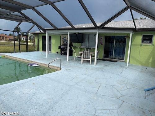 340 Regatta St, MARCO ISLAND, FL, 34145-5237 | Card Image