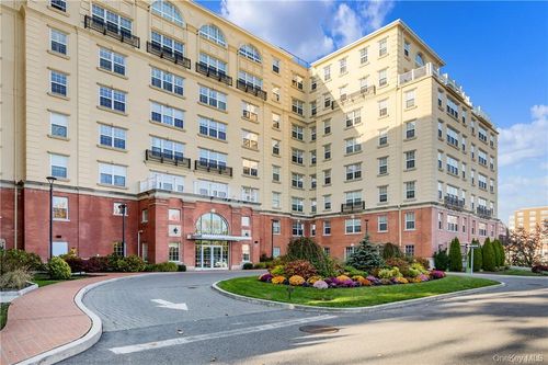 ph-814-10 Byron Pl, Larchmont, NY, 10538-1991 | Card Image