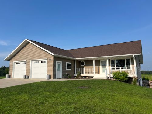 121 8th St Se, Pelican Rapids, MN, 56572-4320 | Card Image