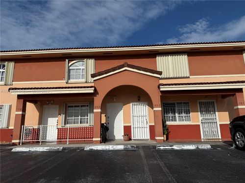 unit-201-6823 W 36th Ave, Hialeah, FL, 33018-2978 | Card Image
