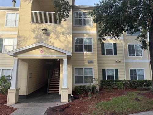 n-18131 Bridle Bit Ln, TAMPA, FL, 33647-1777 | Card Image
