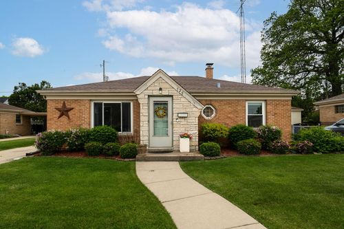 727 Lombard Avenue, RACINE, WI, 53402 | Card Image