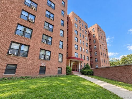 2j-150-30 71th Ave, New York, NY, 11367 | Card Image