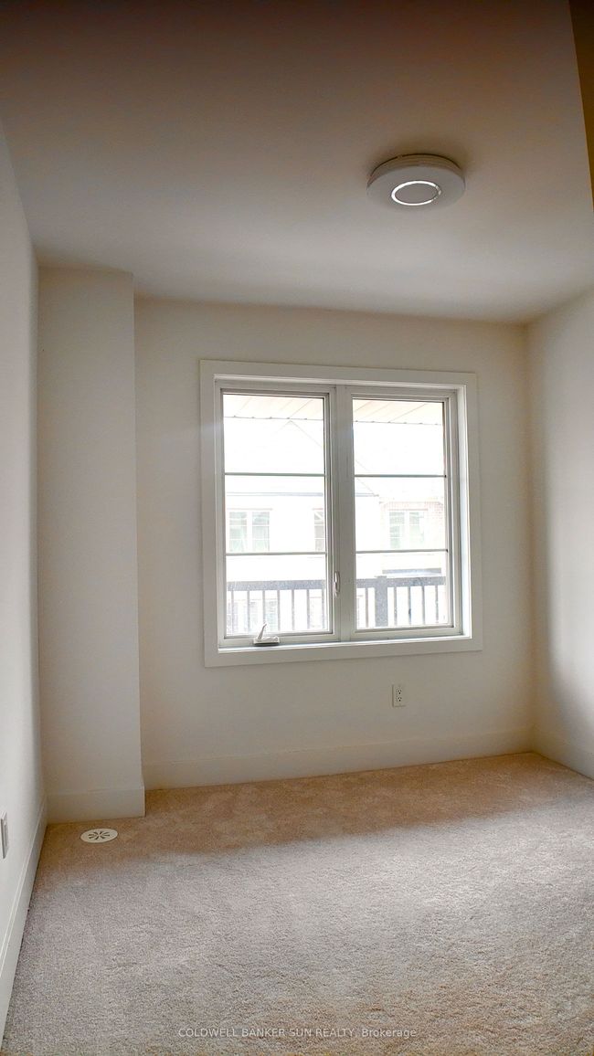 25 Waterside Way, Condo with 3 bedrooms, 3 bathrooms and 1 parking in Whitby ON | Image 18