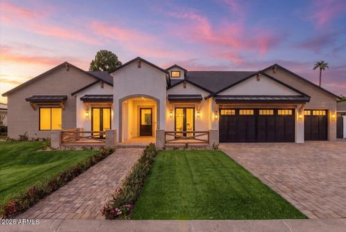 4510 E Calle Tuberia, Phoenix, AZ, 85018-3822 | Card Image