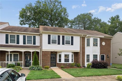 114 Solebay St, Yorktown, VA, 23692-2730 | Card Image
