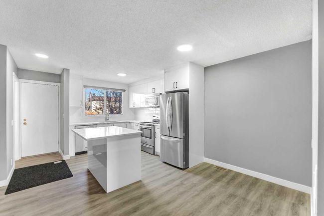 16 Castlepark Way Ne, Home with 3 bedrooms, 1 bathrooms and 4 parking in Calgary AB | Image 8