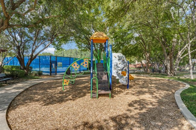 Walk to the pool, playground and tennis courts. | Image 23