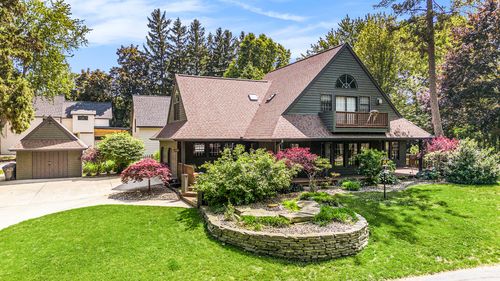 2928 Sundown Path, Stevensville, MI, 49127-9362 | Card Image