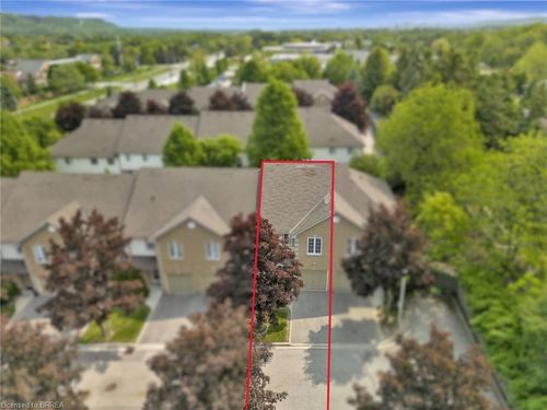 26-31 Moss Blvd, Dundas, ON, L9H7A6 | Card Image
